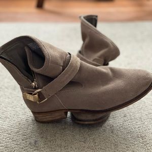 Steve Madden Trickie Slouchie Bootie